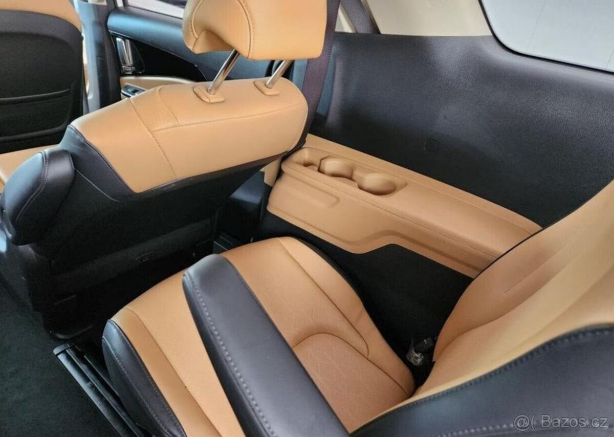 Kia Carnival 9 míst-DPH-REZERVACE - 20