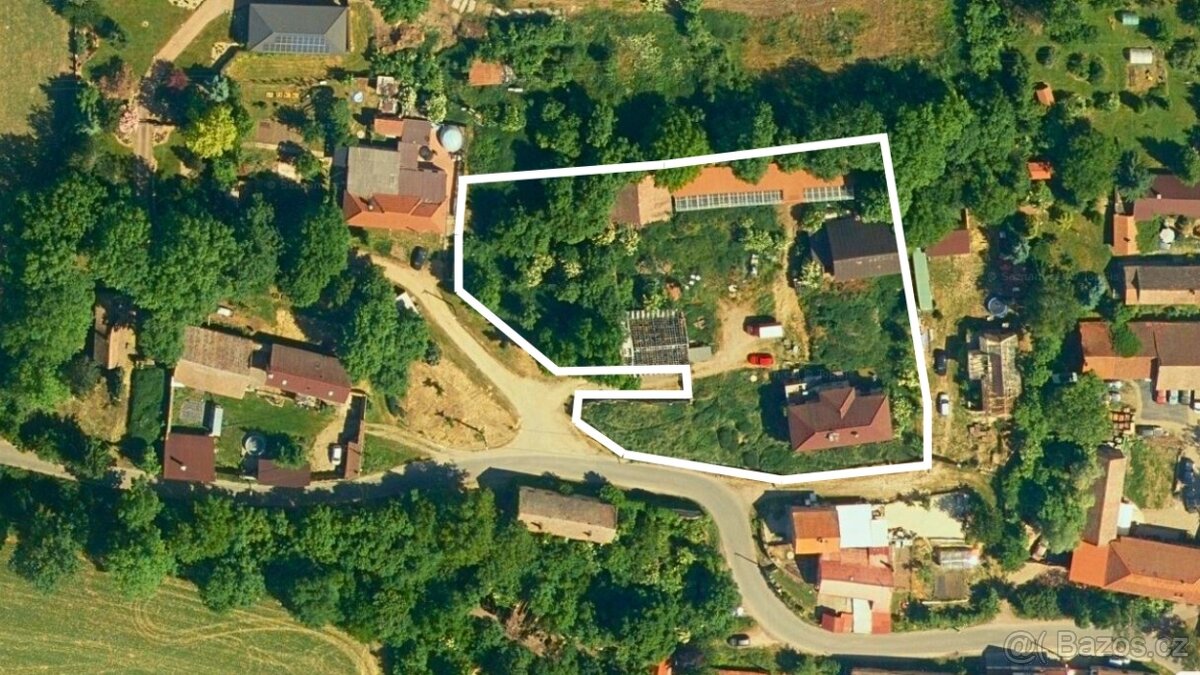 Historický statek s krásnými interiéry - 20