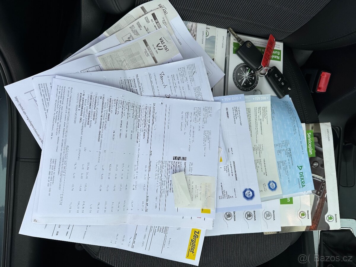 ŠKODA OCTAVIA 3 manuál benzín elegance model 2015 - 20