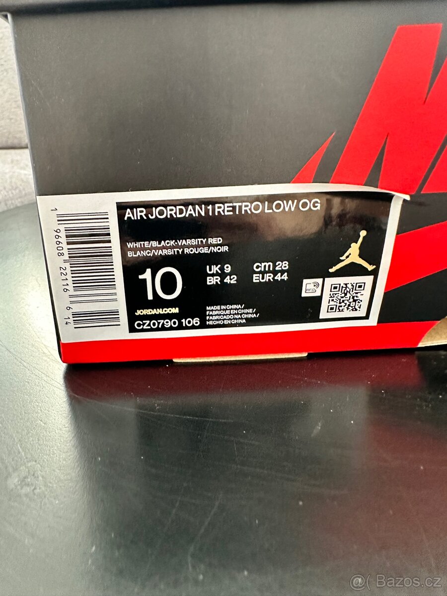 Air Jordan 1 Low OG Black Toe (2023) - 20