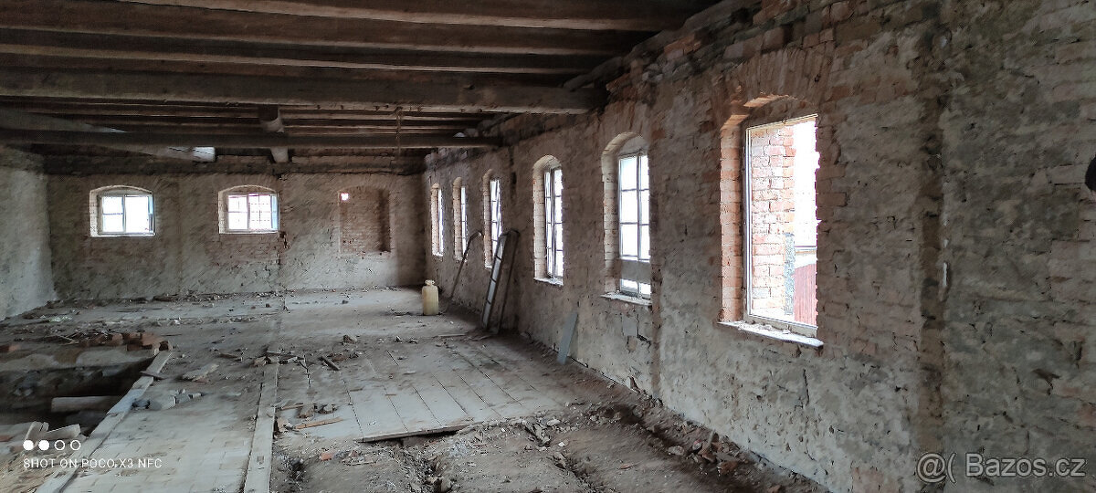 Zajímavé nemovitosti. - 20
