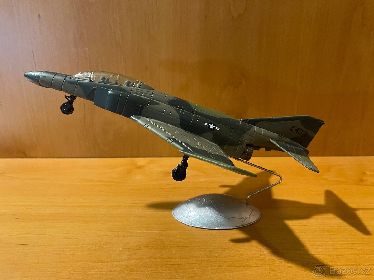 Plastové modely letadel - hračky - 20