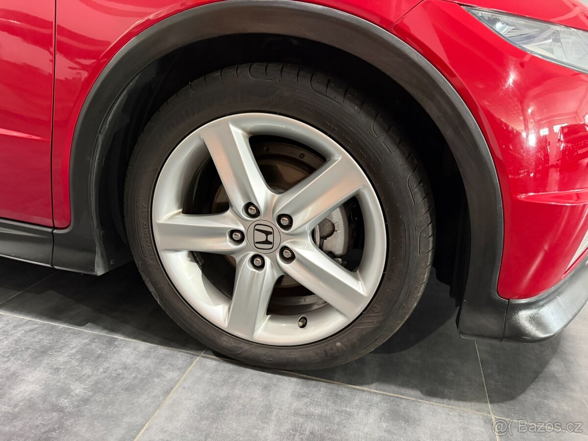 Honda Civic 1,8 TYPE-S AUTOMAT RARITA 1.MAJITEL CEBIA TOP - 20