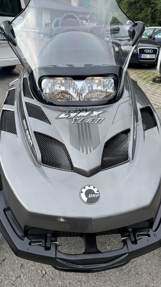 LYNX YETI PRO 550 -Sněžný Skůtr -Nový v ČR - 20