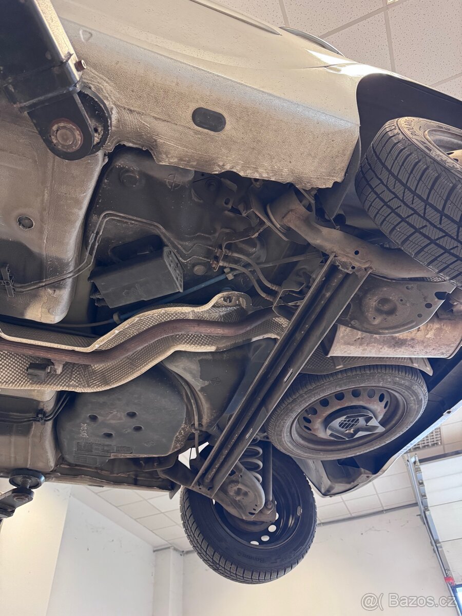Renault Clio, 46000km, 2.majitel - 20