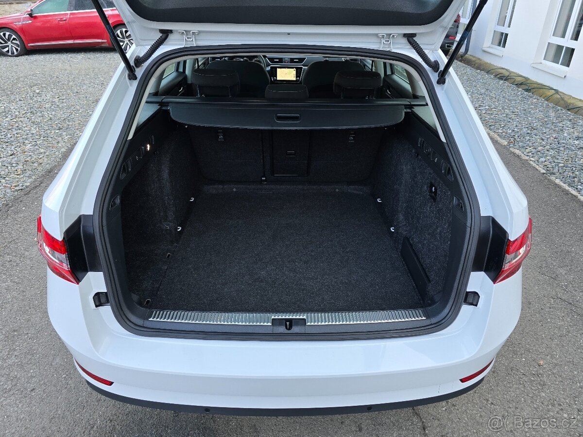 SUPERB 3 DSG 2,0TDI 110kW STYLE LED NAVI KAMERA ACC ČR -DPH - 20