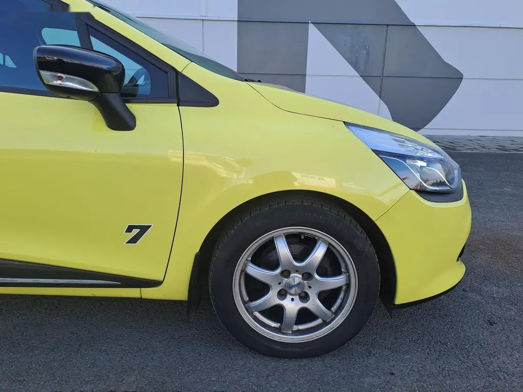 Renault Clio, 0.9TCE 2.MAJ LIMITOVANÁ EDICE - 20