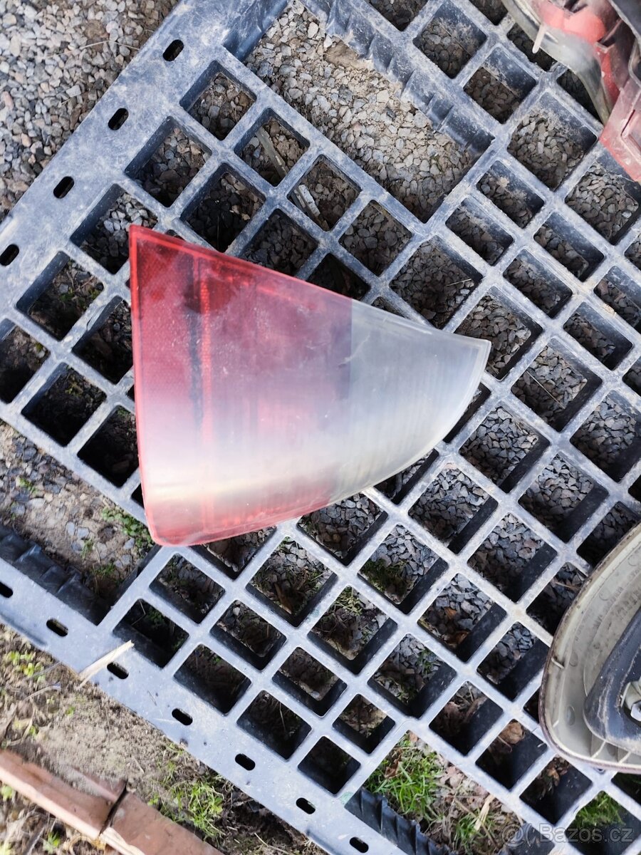 BMW E46 karoserie díly - 20