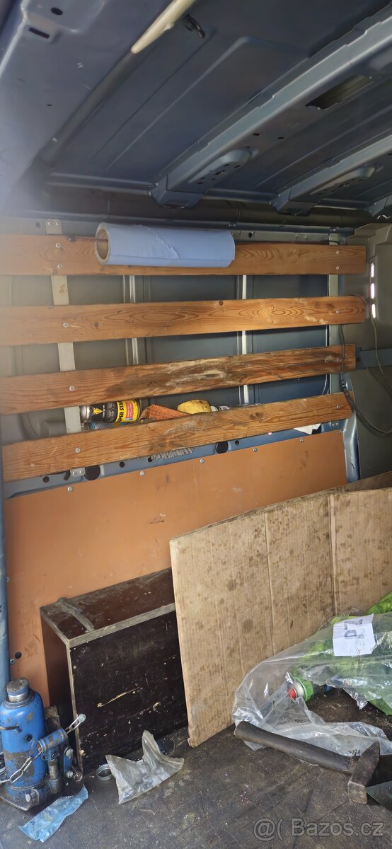 Renault Trafic 2.dci automat 5mist - 20