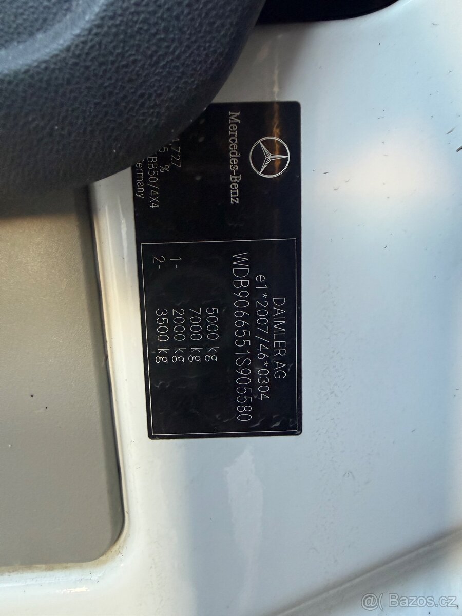 MB Sprinter 516 4x4 dílna + 6 místné - 20