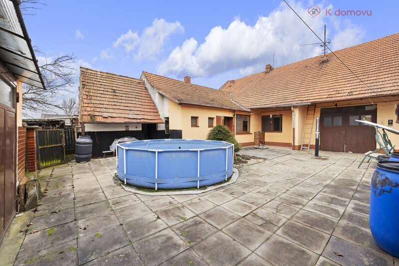 Prodej RD 5+2 v obci Kunovice s dvorkem a zahradou, okr. Uhe - 20