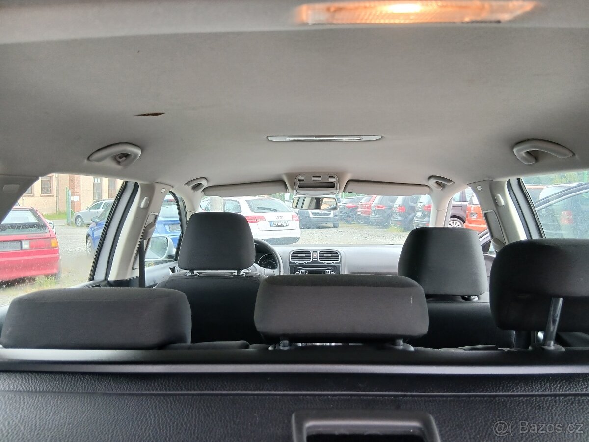 Volkswagen Golf, 1.6 TDI, bílá perleť - 20