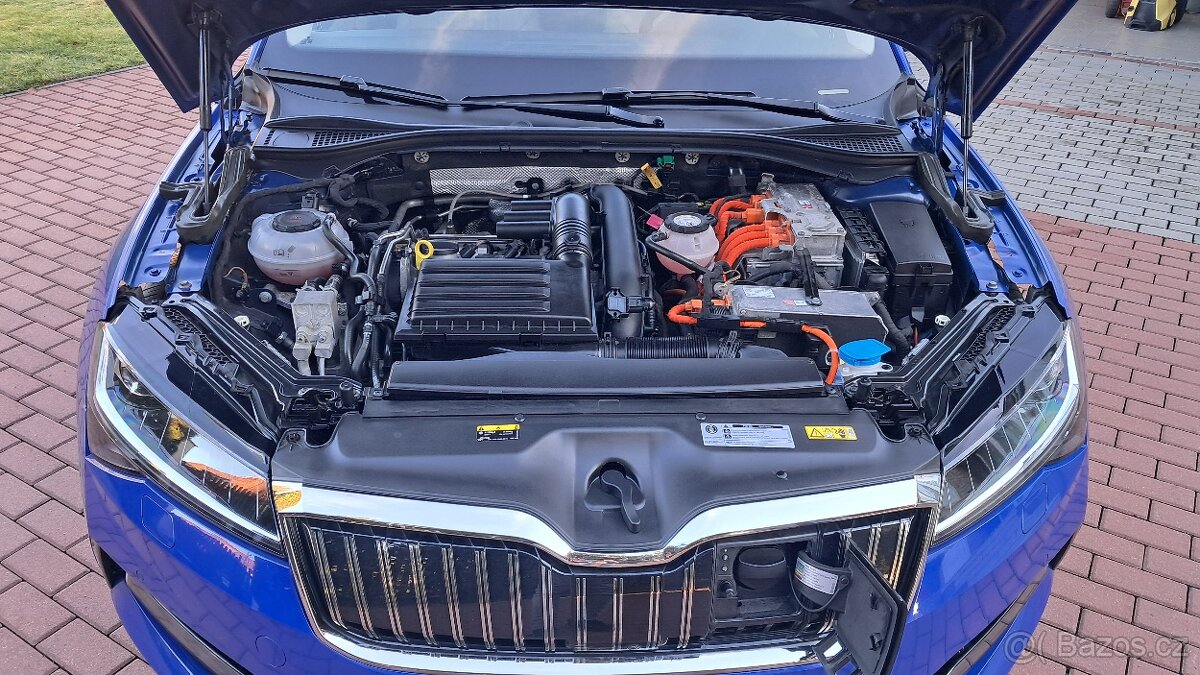 SUPERB 1,4TSI 160kW iV L&K DSG - 20