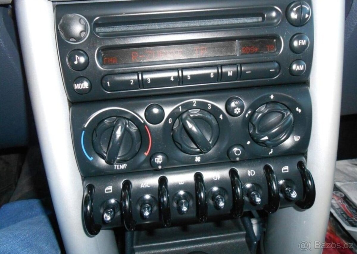 Mini One 1,6 66 kW Serviska KLIMA benzín - 20