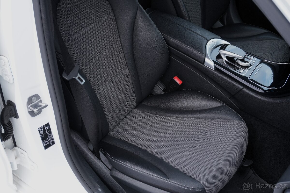 Mercedes-Benz C220d 4-Matic, 2x sada kol - 20