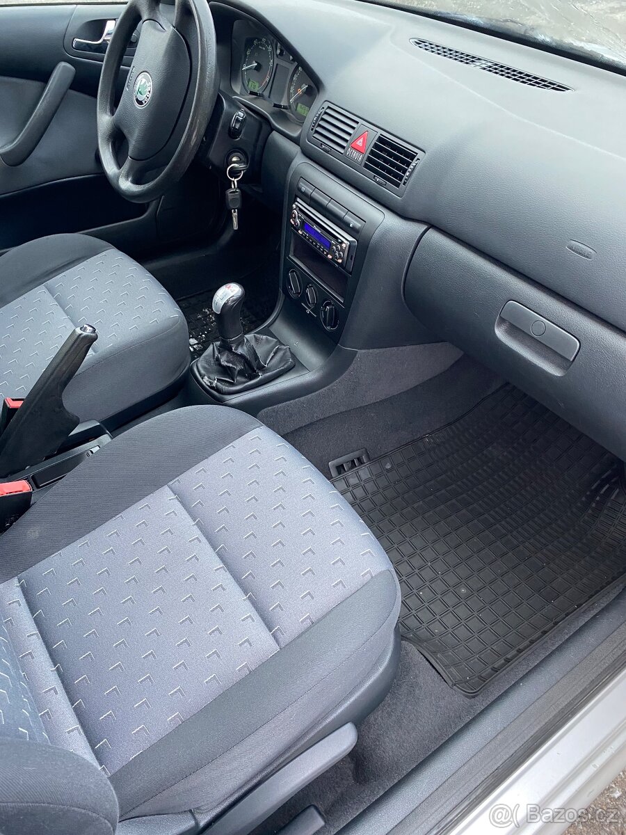 ŠKODA OCTAVIA 1 4X4 2.0 85KW 2003 COMBI - 20