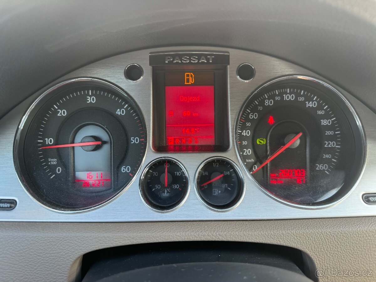 Volkswagen Passat Automat DSG-Parrot-Nová STK - 20