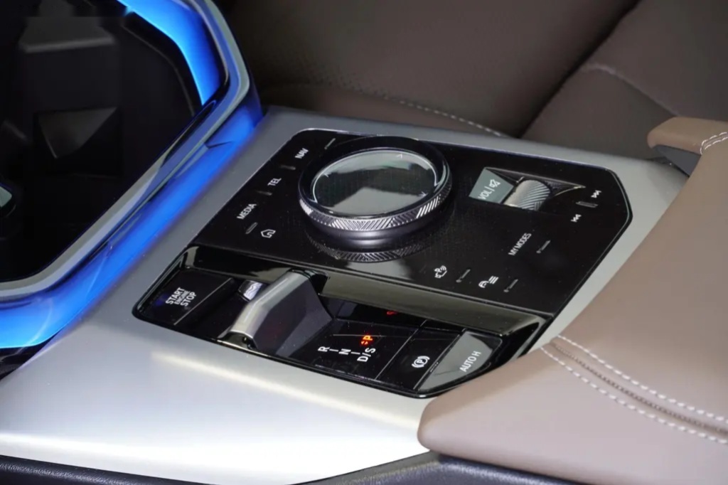 BMW X3, 20d X-Drive,DPH,M-Packet,HUD - 20