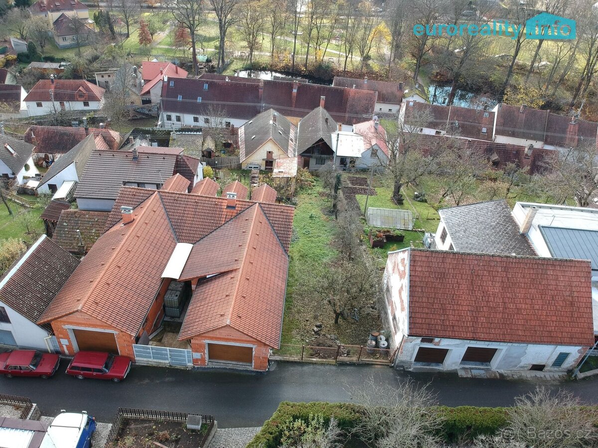 Prodej, rodinný dům, 3+1, 427 m2, Volyně - 20