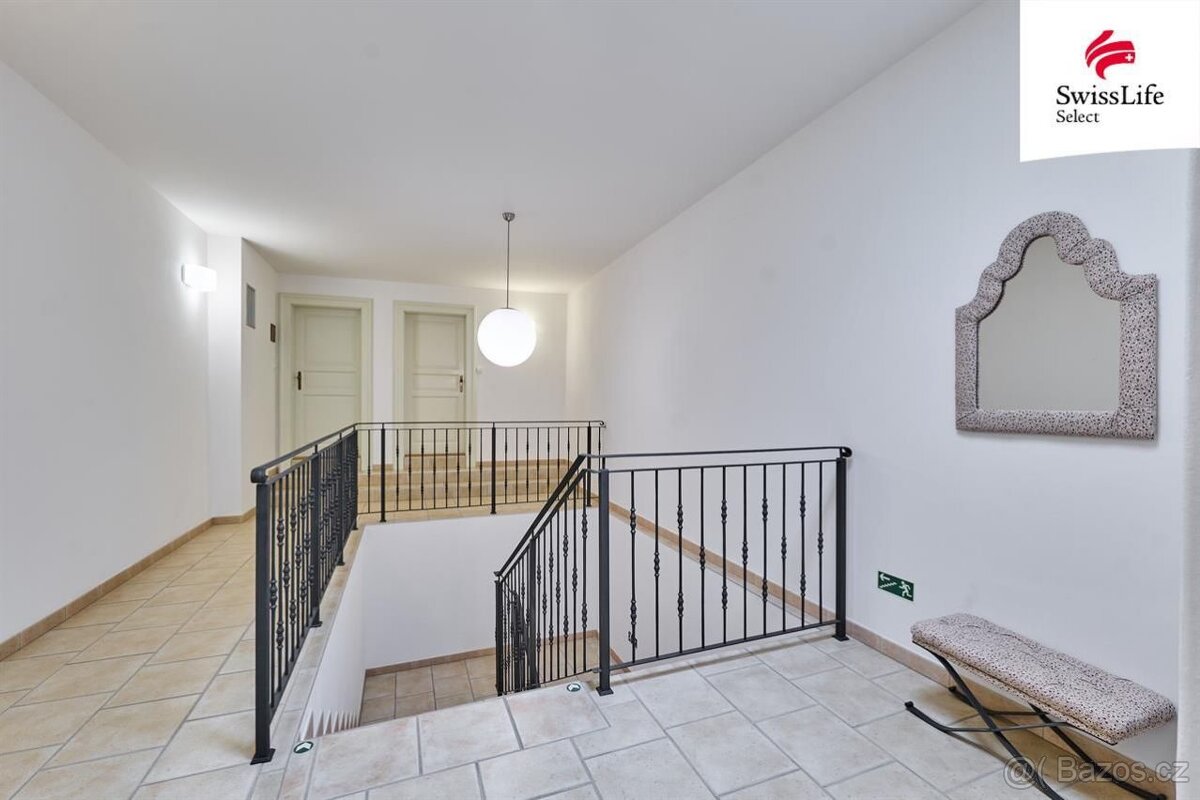 Prodej ubytovacího zařízení 1023 m2 Husovo náměstí, Nové Měs - 20