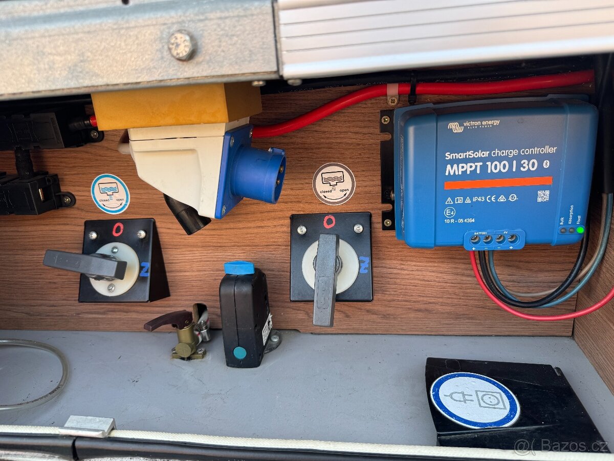 Obytný automobil Knaus, SKY I 700 Plus - 20