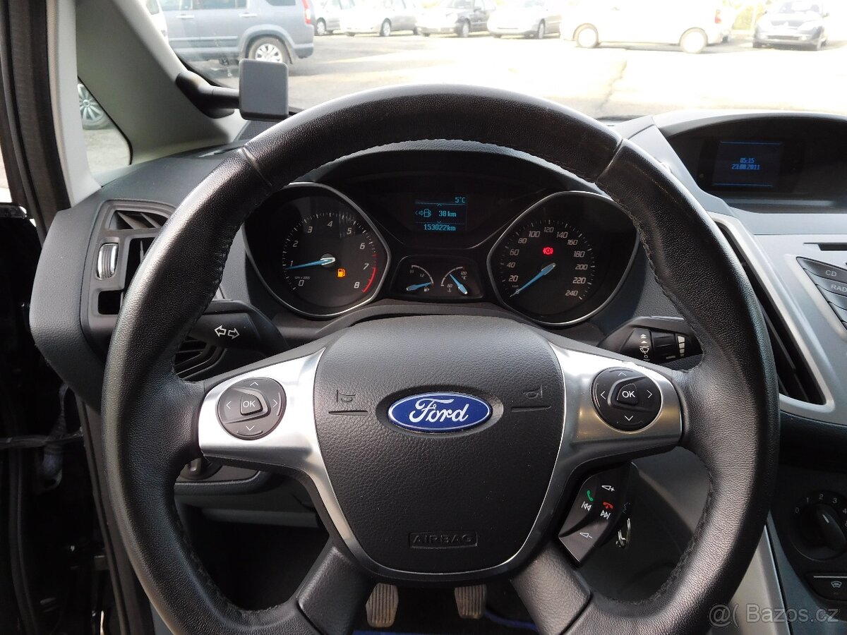 Ford C-Max grand 1,6 benzín - 7 míst - 20