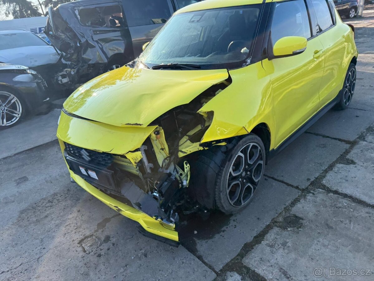Suzuki swift 1.4 sport Boosterjet 2021 pojizdne - 20