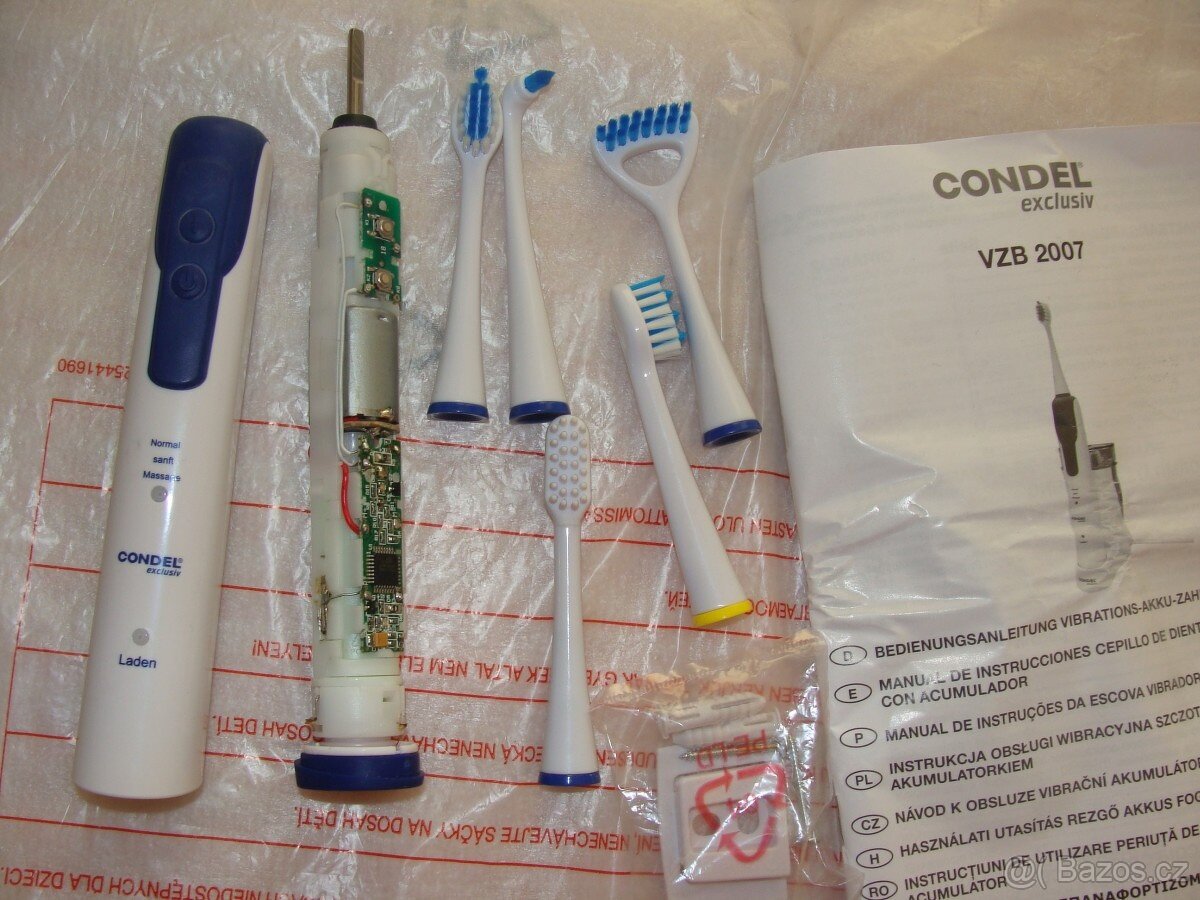 Herní volant MANTA v krabici, PS2 hry, Mobilni ovladac kabel - 20