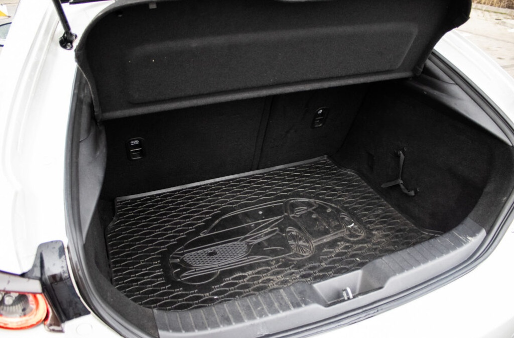 Mazda 3 90kW (2020). - 20