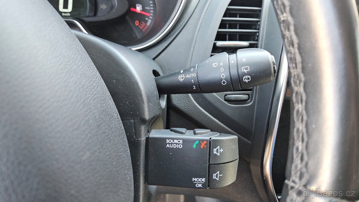 RENAULT CAPTUR 1,2 TCe 87 kW 1 majitel - 20