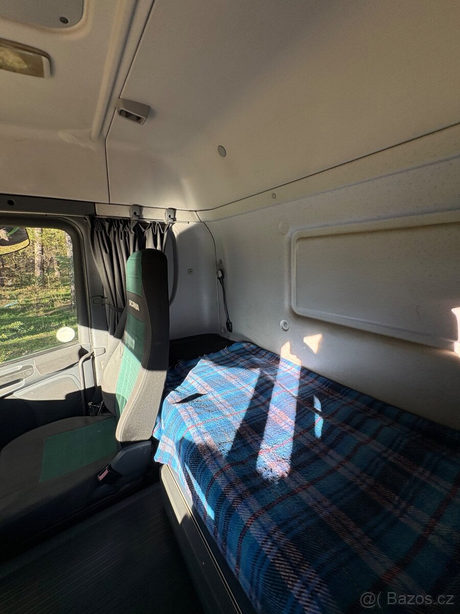 Prodám lesovůz Scania 6x6, G440 - 20