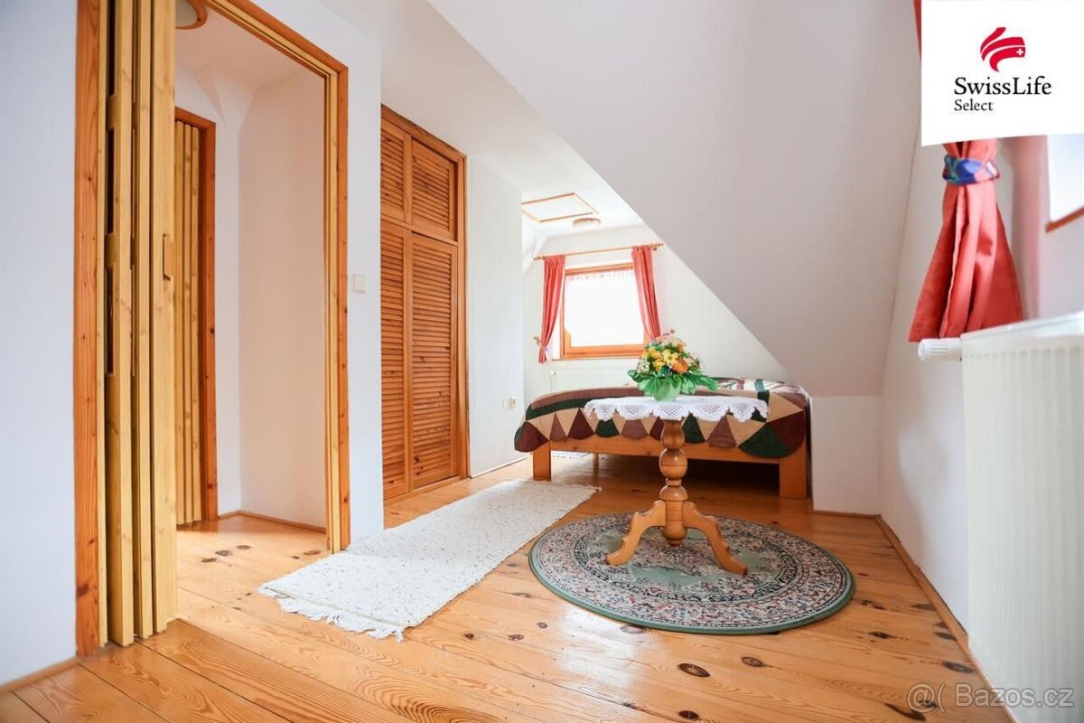 Prodej rodinného domu 400 m2 Husovy sady, Černovice - 20