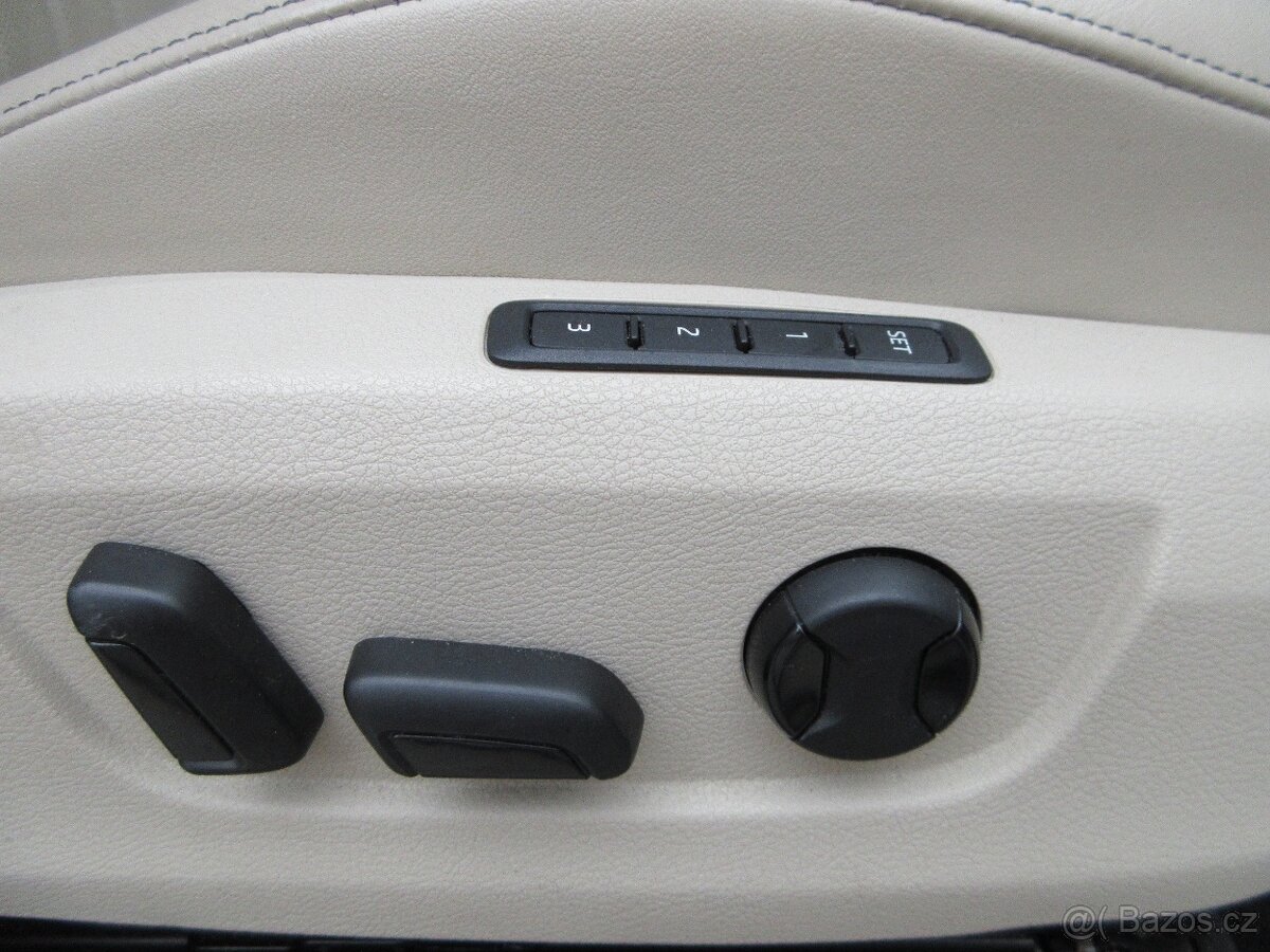 Škoda Superb iV, Laurin&Klement, Pano, Masáže - 20