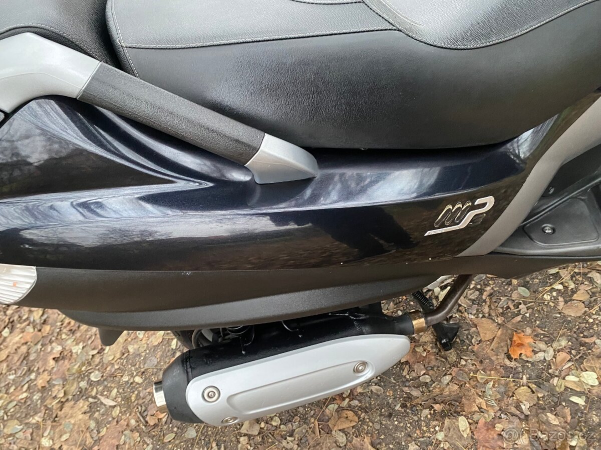 Piaggio MP3 - 20