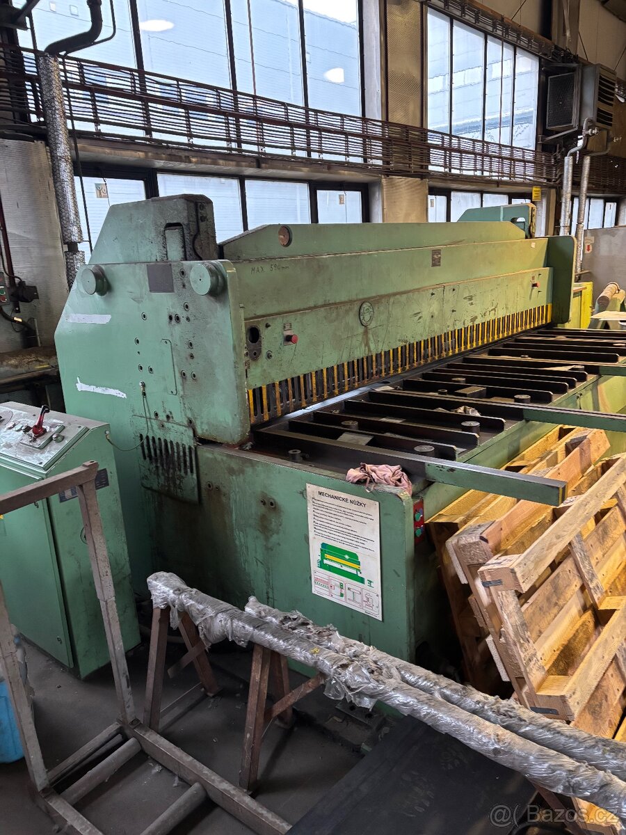 Prodám tabulové nůžky NTE 3150/10A - 20