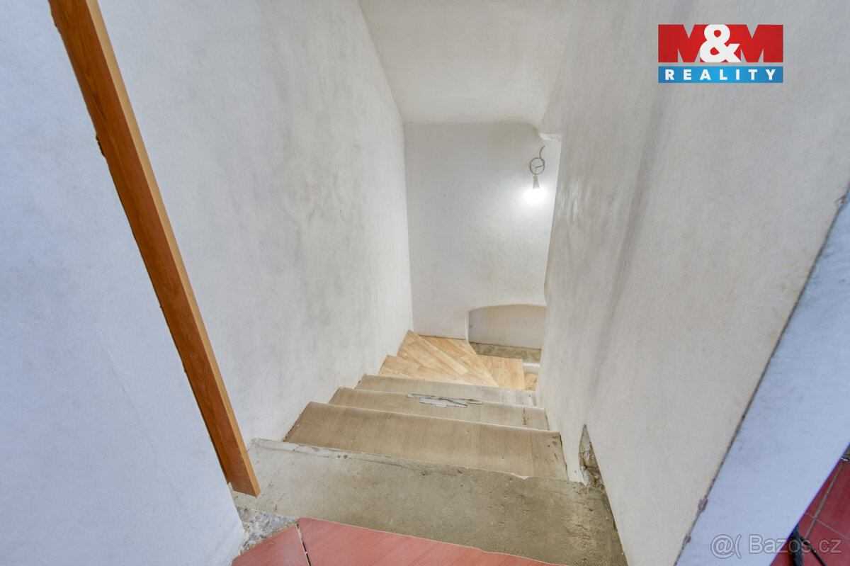 Pronájem rodinného domu, 189 m², Králův Dvůr, ul. Plzeňská - 20