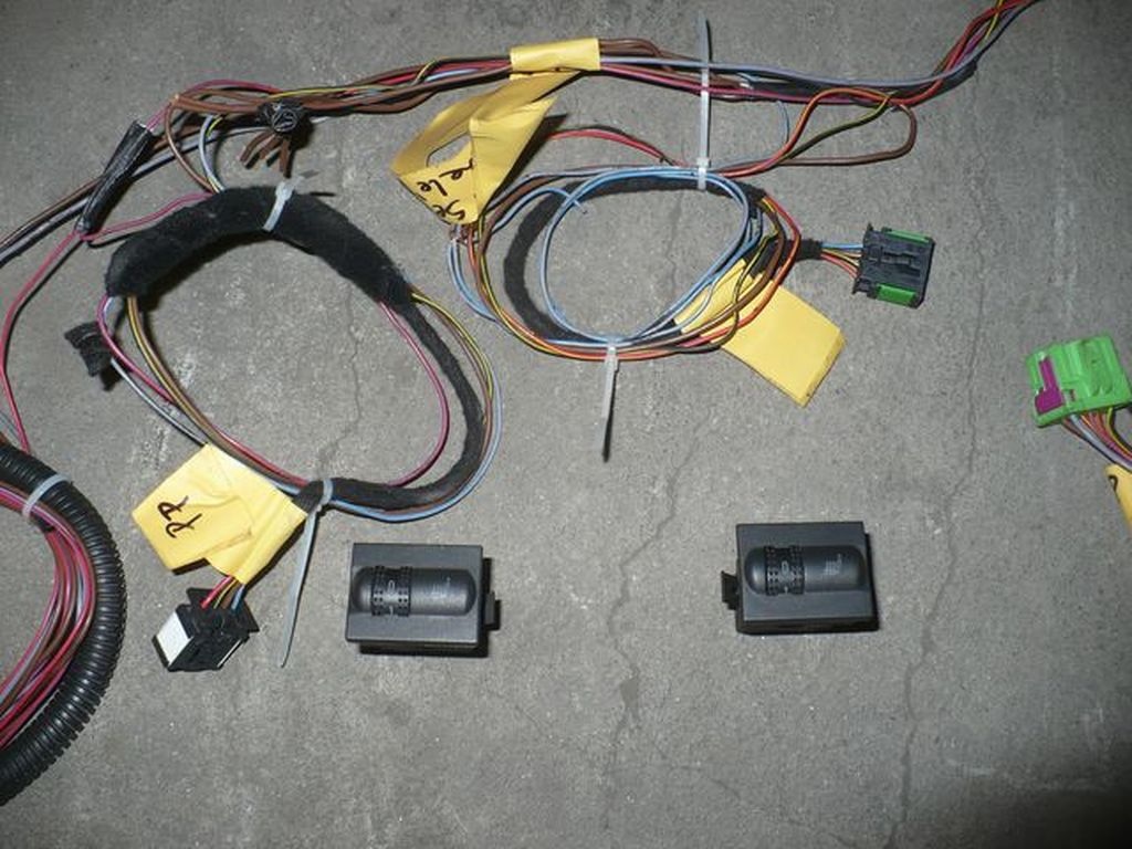 Vyhřívané černé sedačky + kabeláž Škoda Fabia Fl. - 20