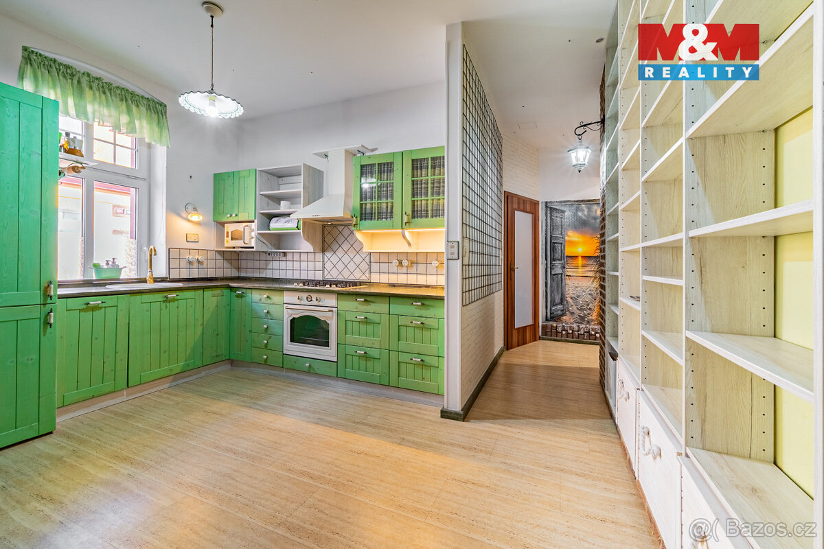 Prodej bytu 3+1, 76 m², Karlovy Vary, ul. Příčná - 20