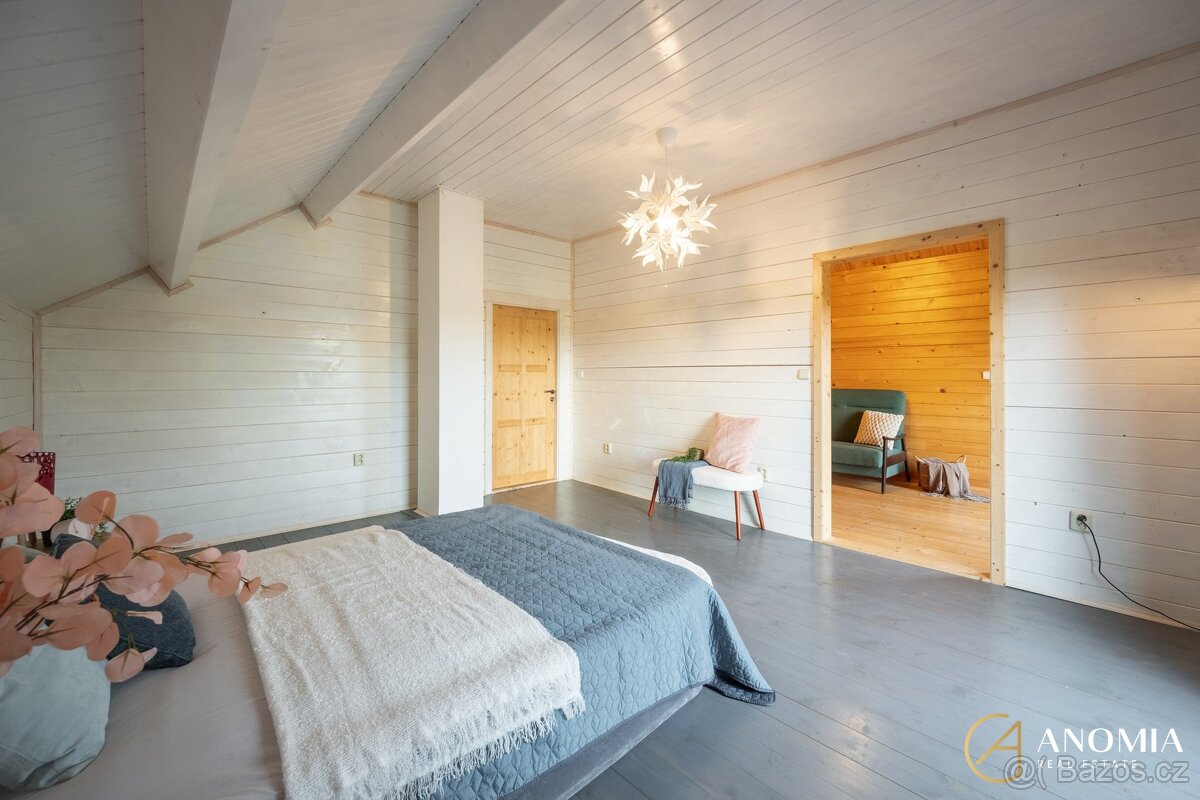 Prodej rodinného domu 195 m2, pozemek 823 m2, Rohozná - 20