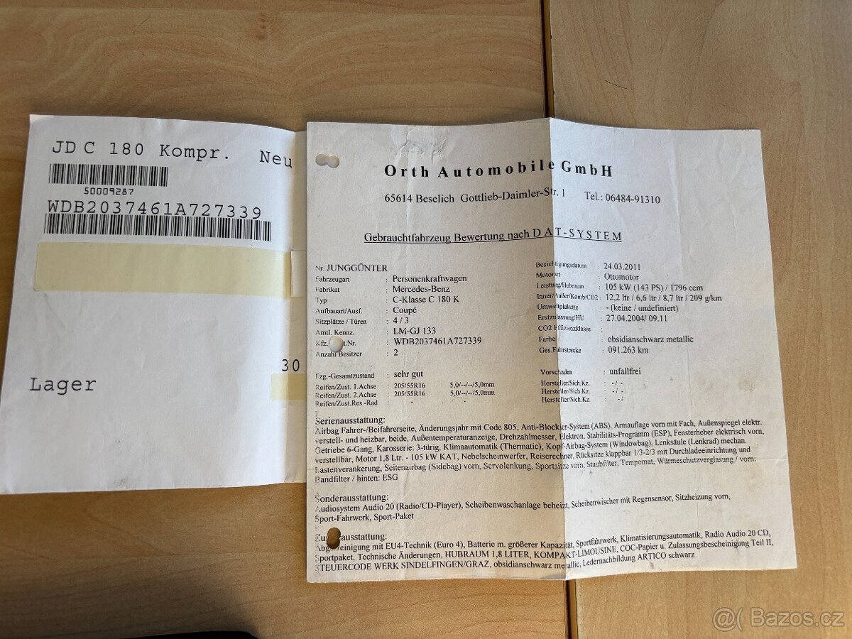 Mercedes-Benz Třídy C 180i Kompresor kupé - 20