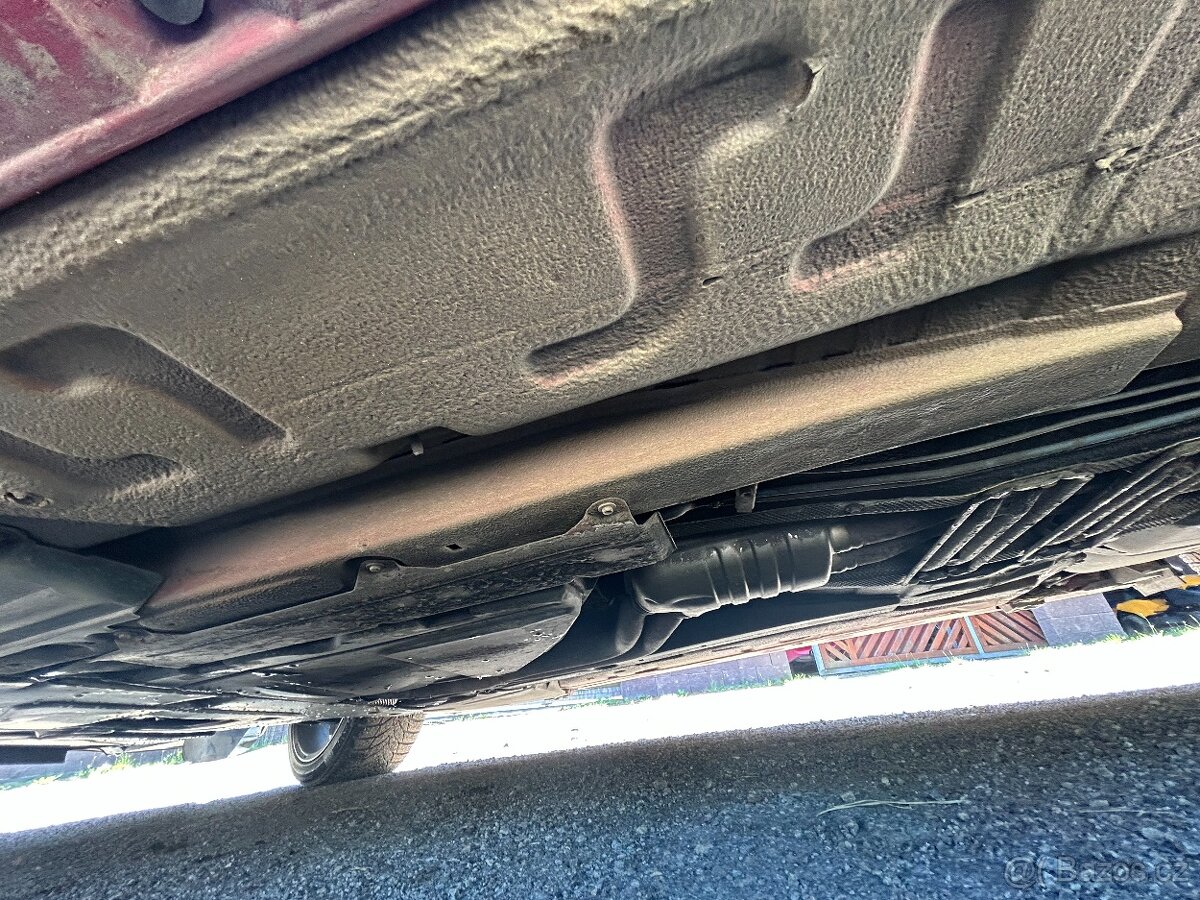 BMW E 46 330d - 20