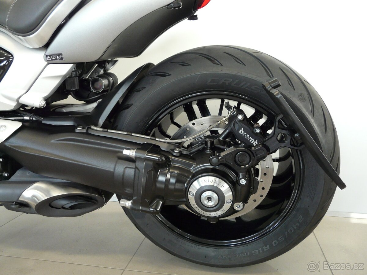 Triumph Rocket 3 R 2022 - 20