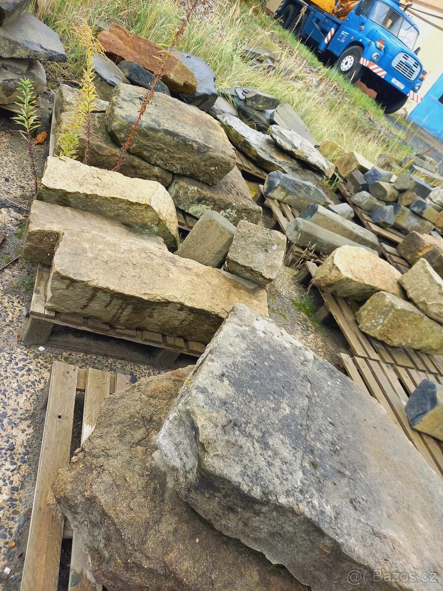 Okrasné zahradní kameny - 20