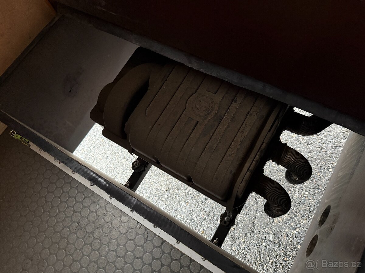 Obytné auto - Eura Mobil, expediční úprava, LPG generátor - 20