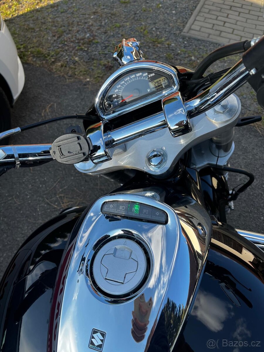 Suzuki Intruder M1500/Boulevard - 20