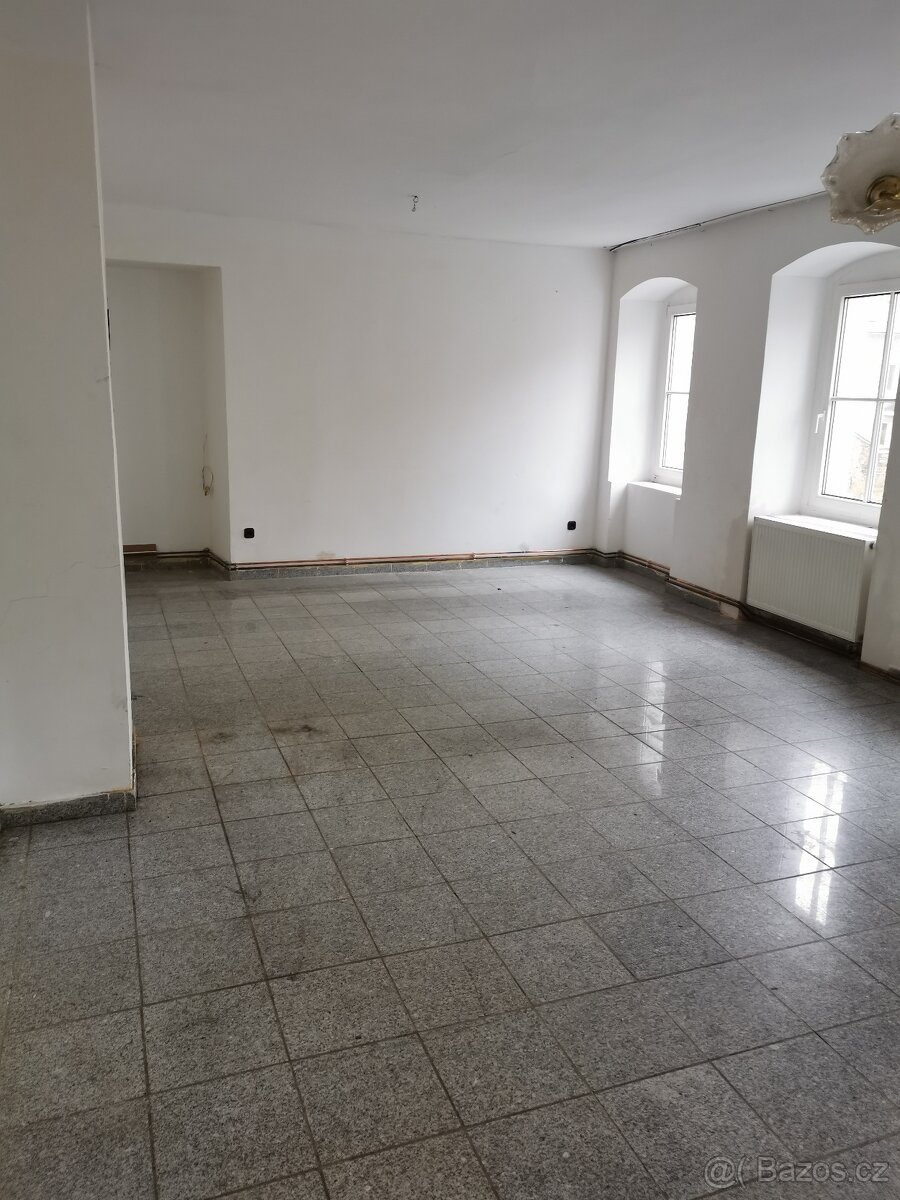 Rodinný dům pro 3 rodiny - 20