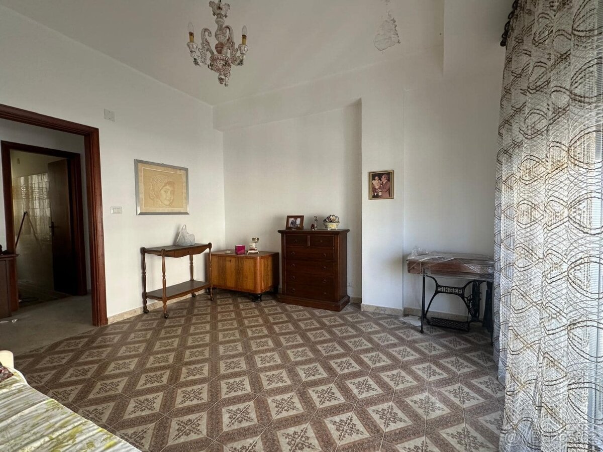 Sicílie, prodej bytu 5+1, 159 m2, Barcellona Pozzo di Gotto - 20