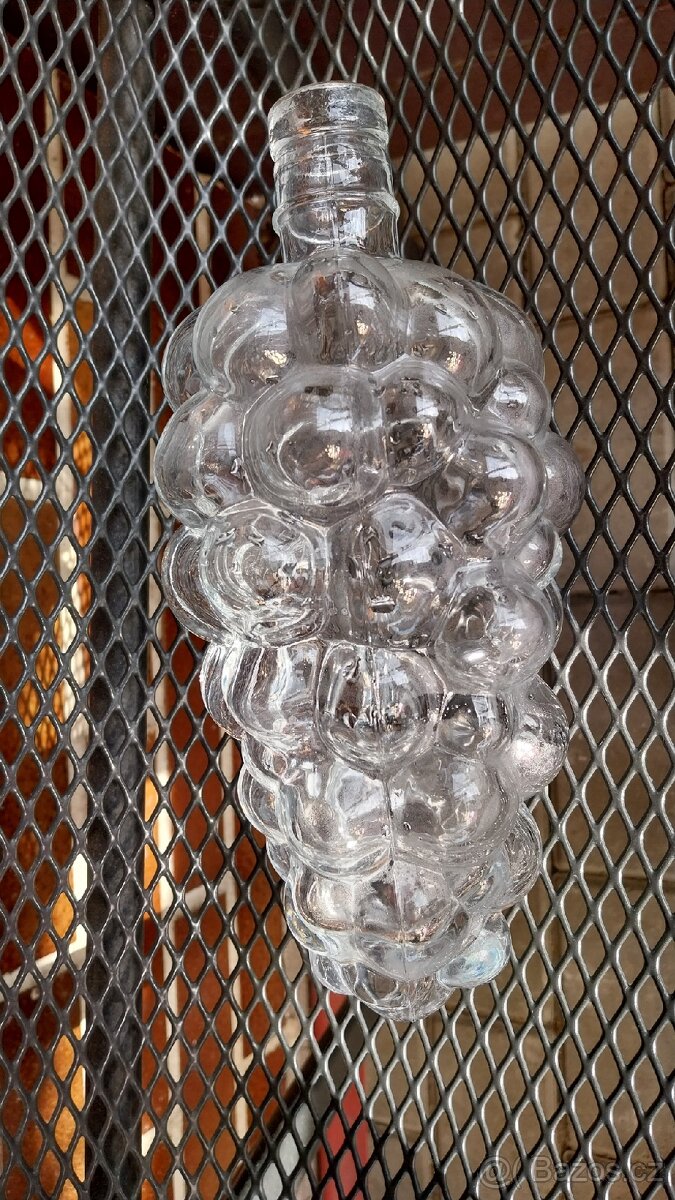 Modrá číše,váza, ozdobné láhve,skleněné džbány - 20