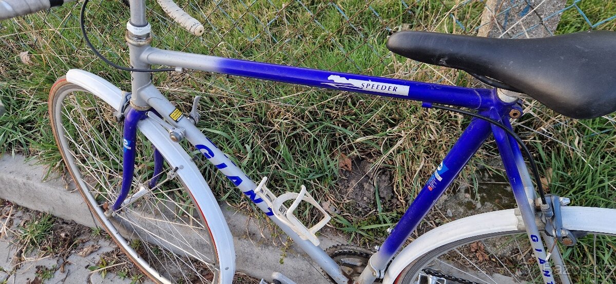 Silniční kolo giant - 20