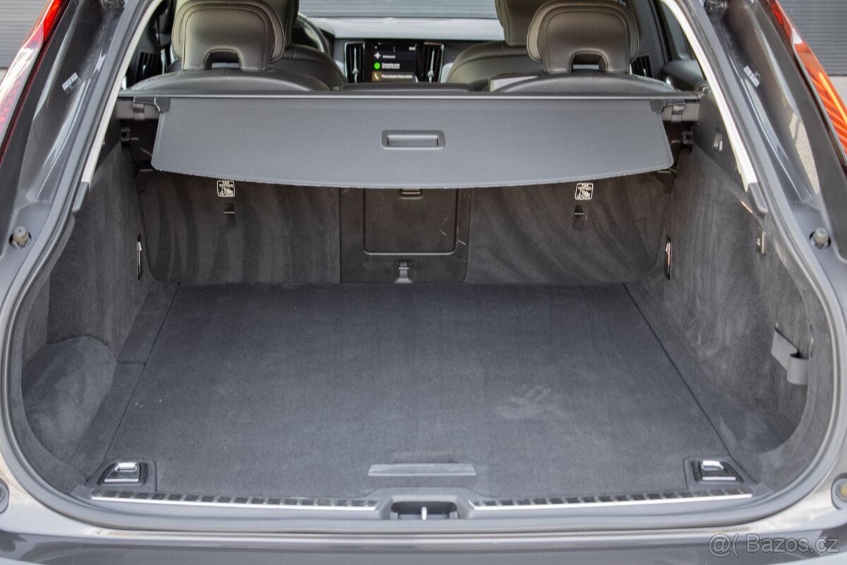 Volvo V90 B4 Momentum PRO, odpočet DPH - 20